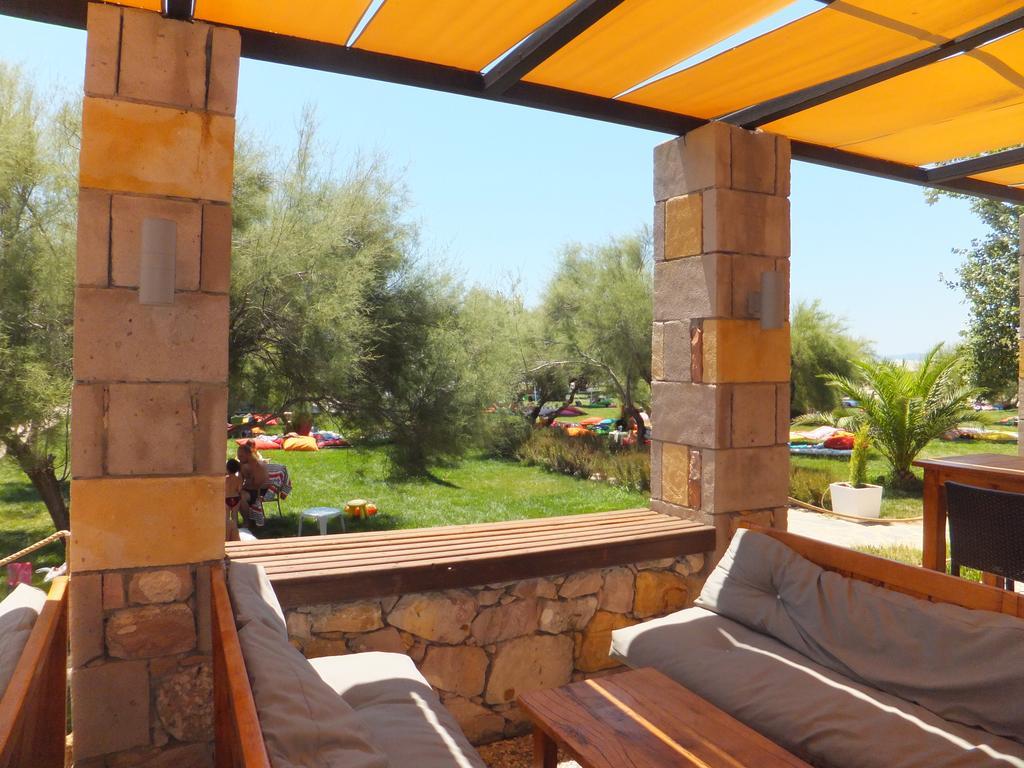 Aytas Hotel Ayvalik Bagian luar foto