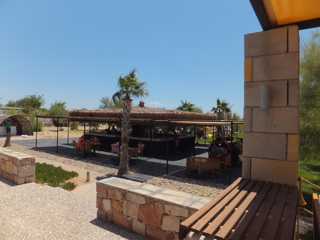 Aytas Hotel Ayvalik Bagian luar foto
