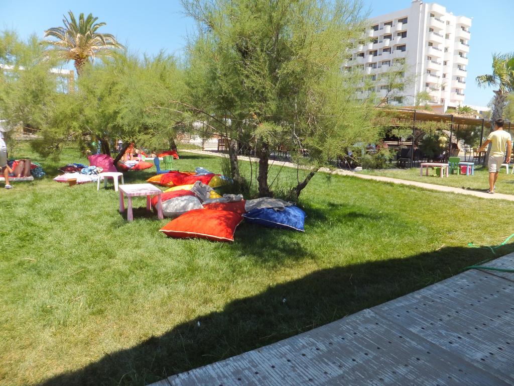 Aytas Hotel Ayvalik Bagian luar foto