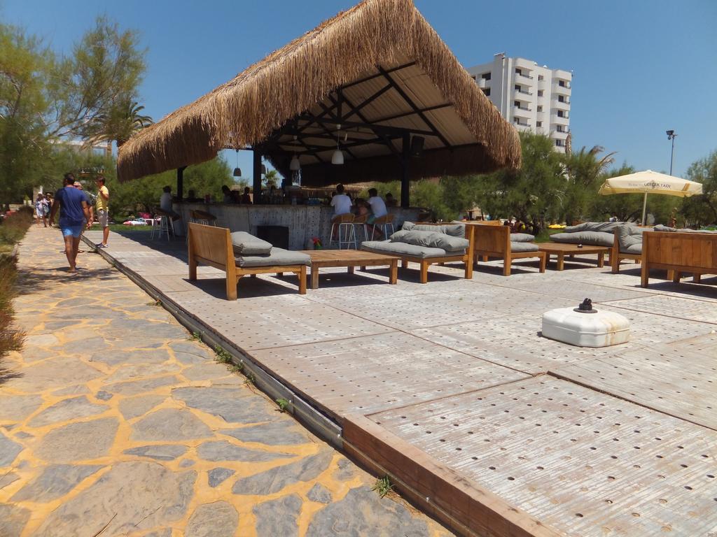 Aytas Hotel Ayvalik Bagian luar foto