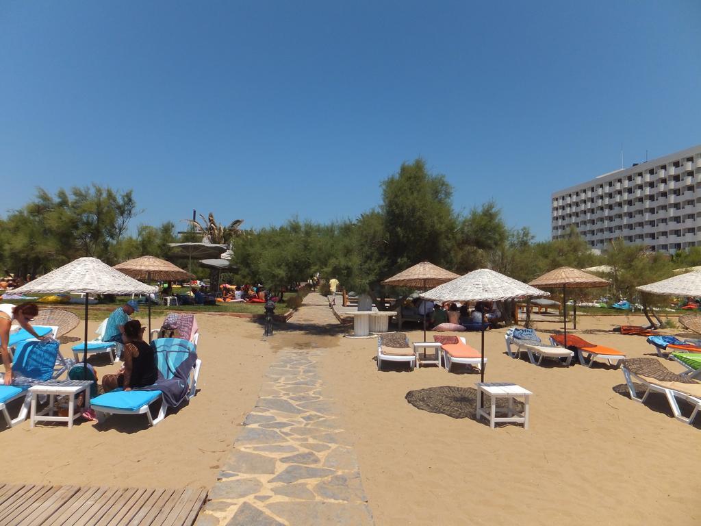 Aytas Hotel Ayvalik Bagian luar foto