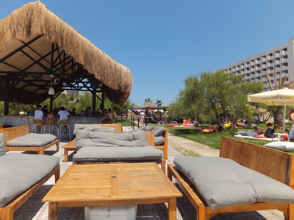 Aytas Hotel Ayvalik Bagian luar foto