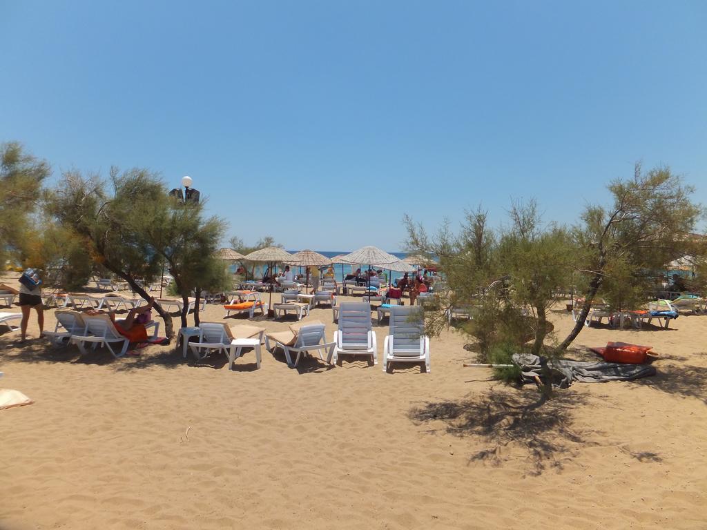 Aytas Hotel Ayvalik Bagian luar foto