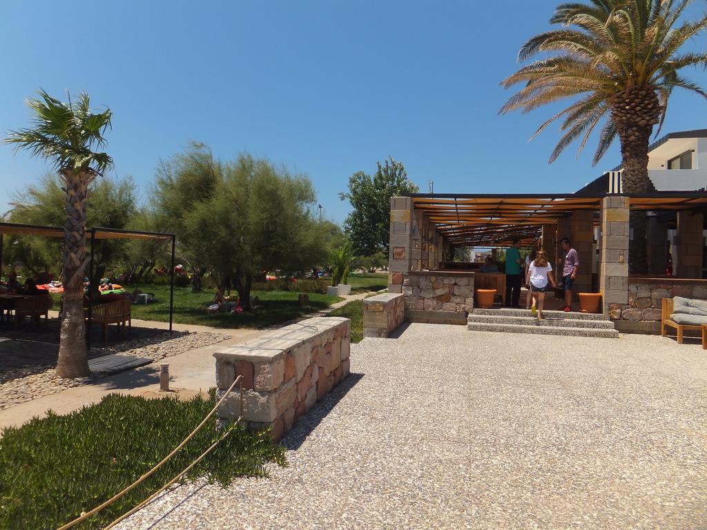 Aytas Hotel Ayvalik Bagian luar foto
