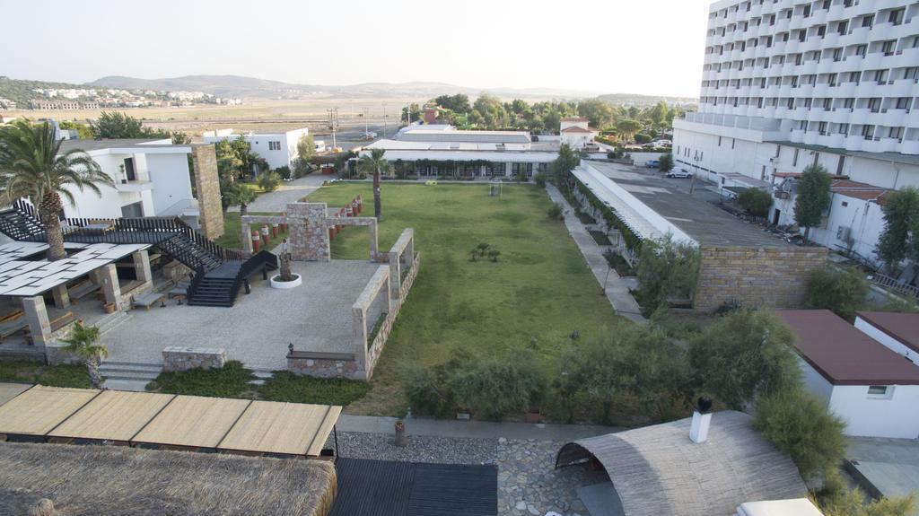 Aytas Hotel Ayvalik Bagian luar foto